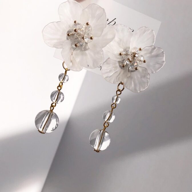 お花のハンドメイドアクセサリー