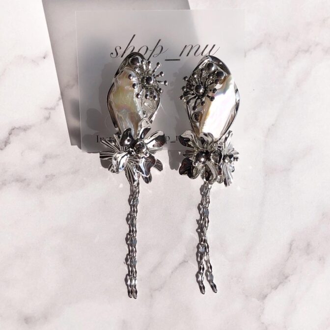 シルバーのハンドメイドアクセサリー