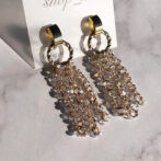 ビーズのハンドメイドアクセサリー