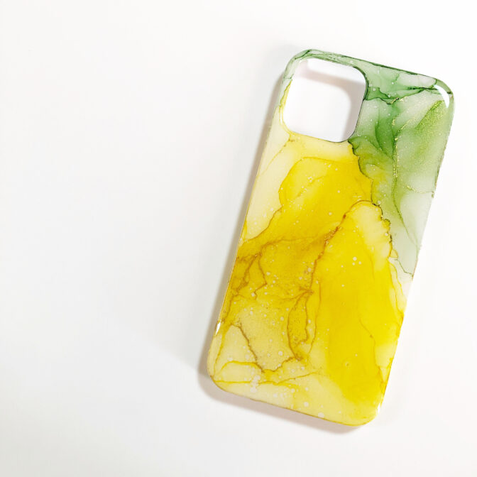 レモン色のアルコールインクアートスマホケース