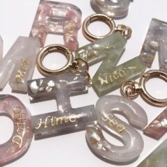世界に一つ！？のイニシャルキーホルダー