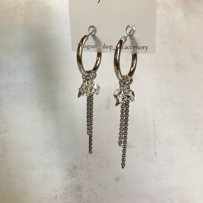 星のフープピアス