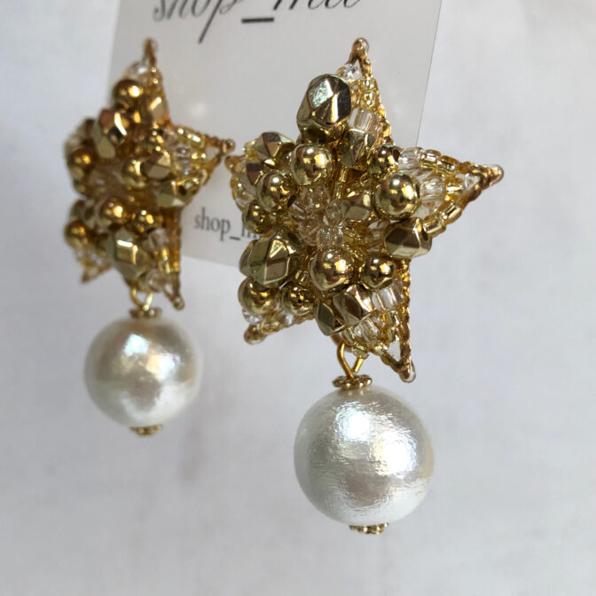 星のビーズアクセサリー