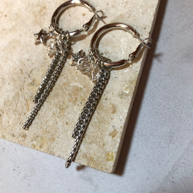 星とボックスチェーンのフープピアス