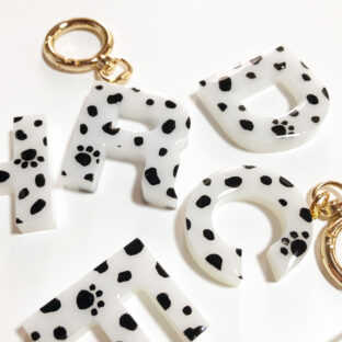 イニシャルキーホルダー/ダルメシアン柄
